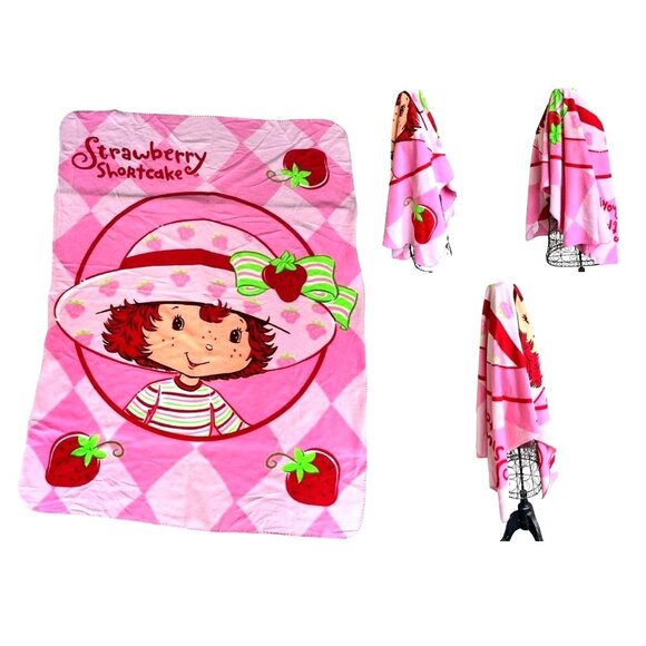 Vintage 2003 Strawberry Shortcake Blanket Throw 62 in x 44 Y2K Christmas Gift - Picture 4 of 12